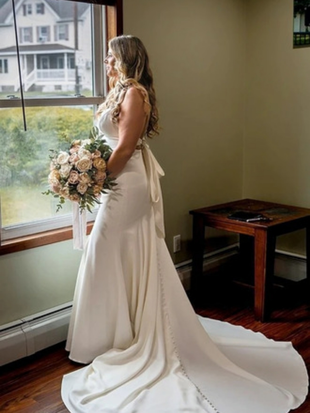 Wedding Dress Ivory Like New